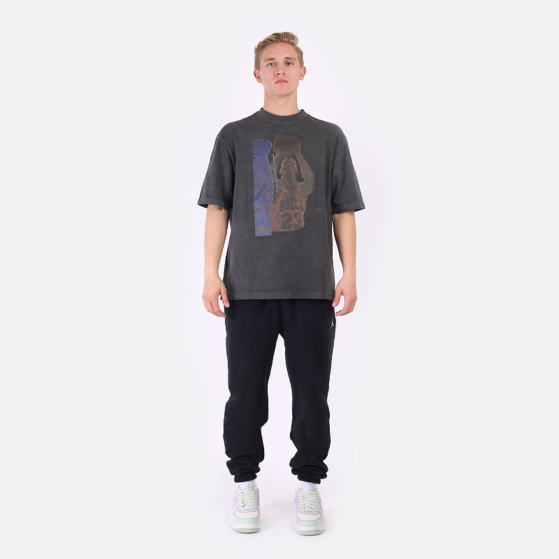 Мужская футболка Jordan Flight Heritage 85 Tee (DA9891-010)  - цена, описание, фото 5